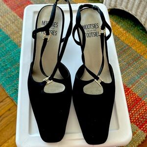 Mootsies Tootsies heels. Used but still in good shape!